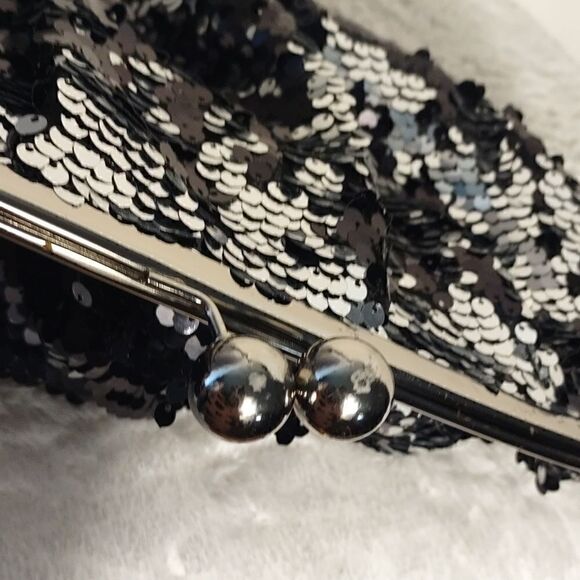 Mossimo Flip Sequined Clutch Purse - Picture 3 of 5